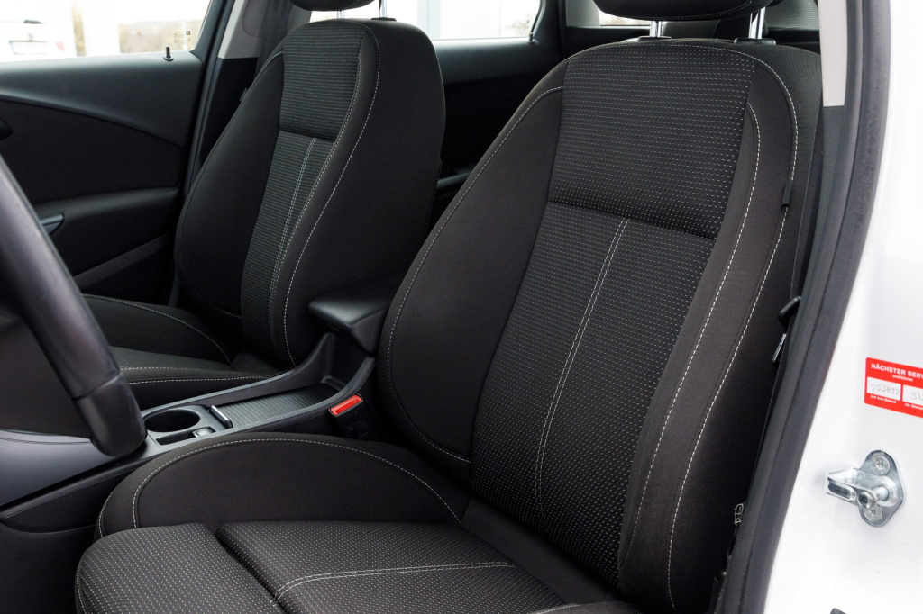 Opel Astra J Sports Tourer 2015 photo 10