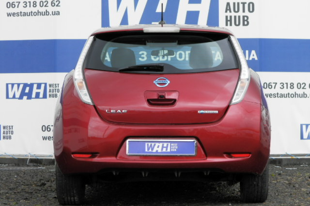 Nissan Leaf S 2014 photo 4