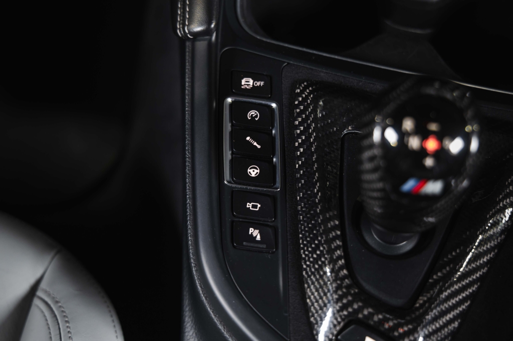 BMW M4 2015 фото BMW M4 2015 фото 47