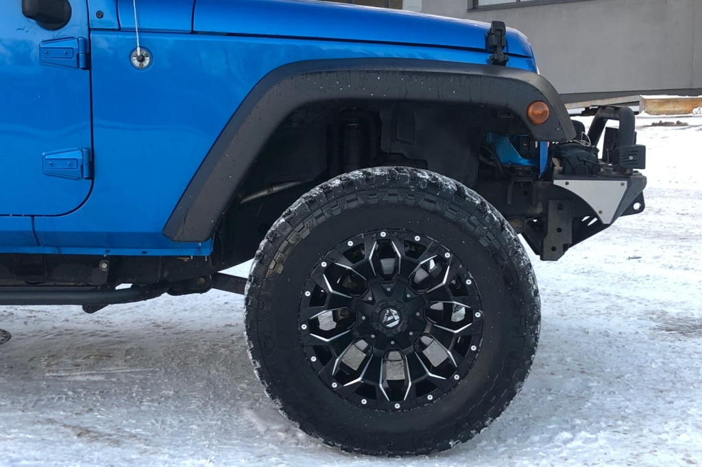 Jeep Wrangler 2015 фото 11