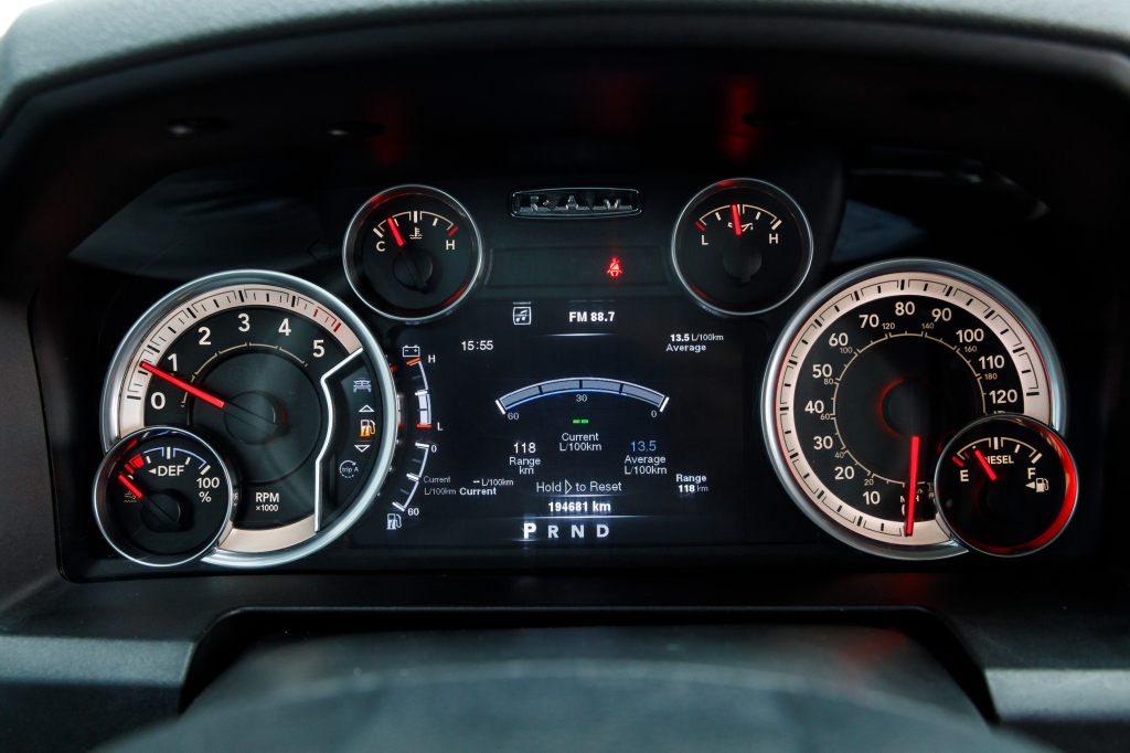 Dodge RAM 1500 SLT 2014 фото 22