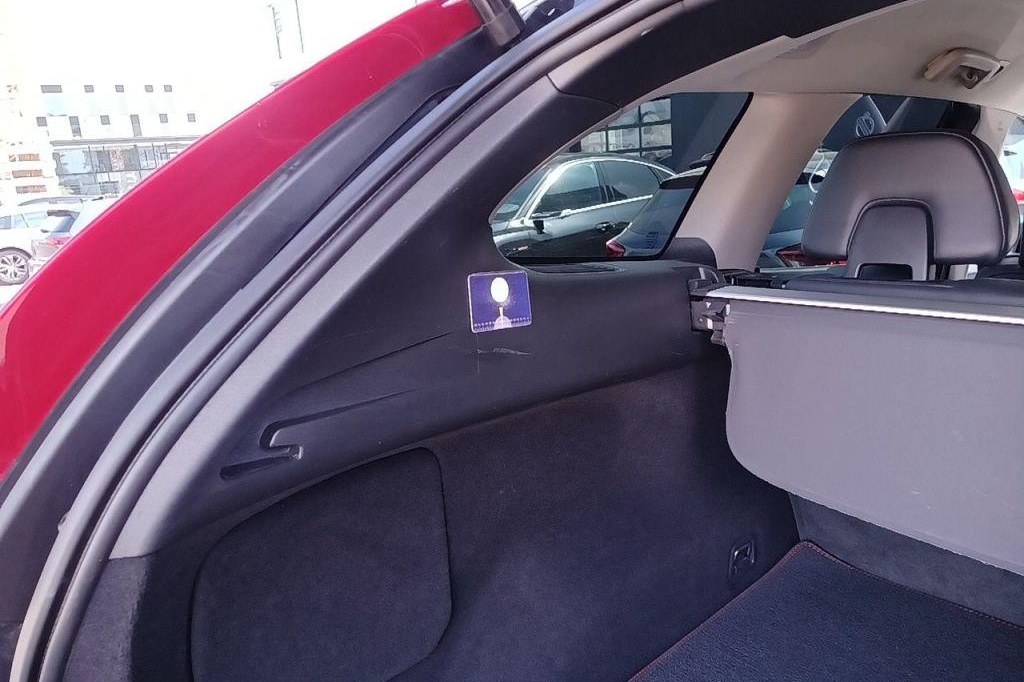 Volvo XC60 2016 фото 28