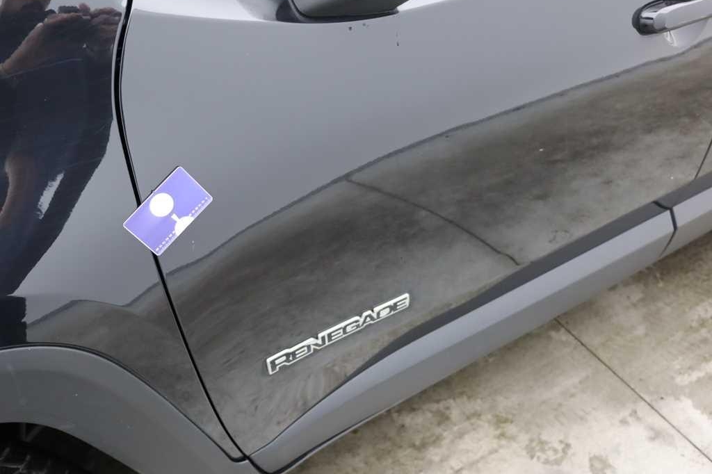 Jeep Renegade 2016 фото 32