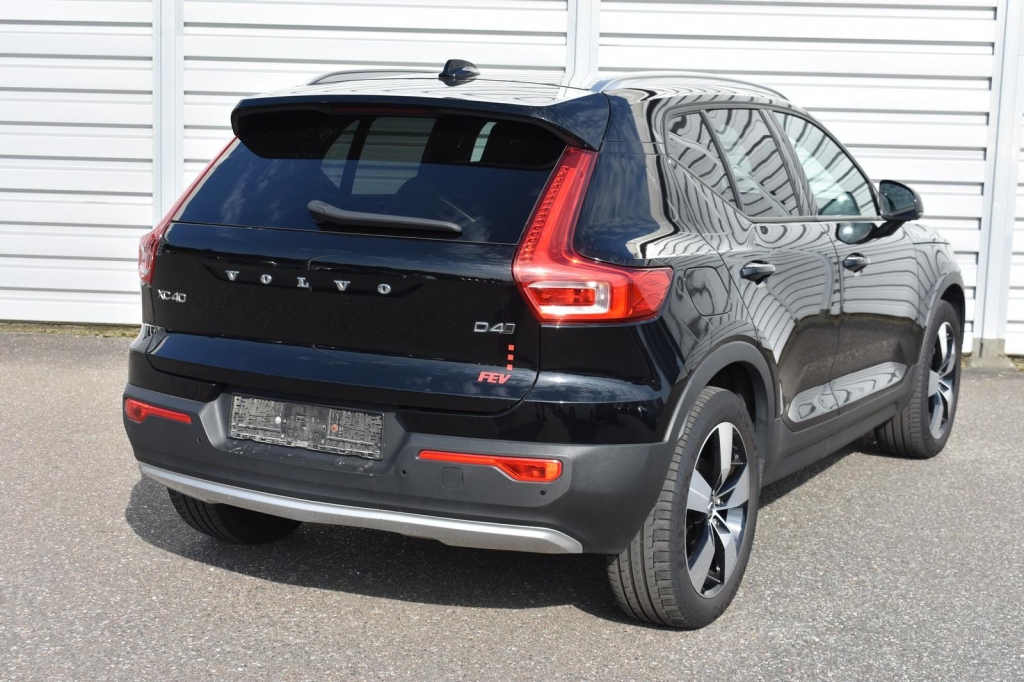 Volvo XC40 2018 фото 7