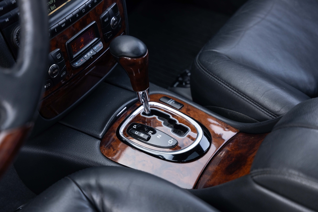 Mercedes-Benz S-Class S500L 2003 photo 29