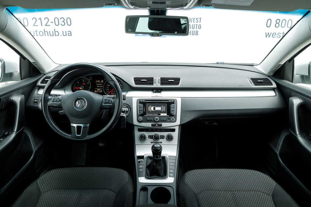 Volkswagen Passat B7 2013 фото 23