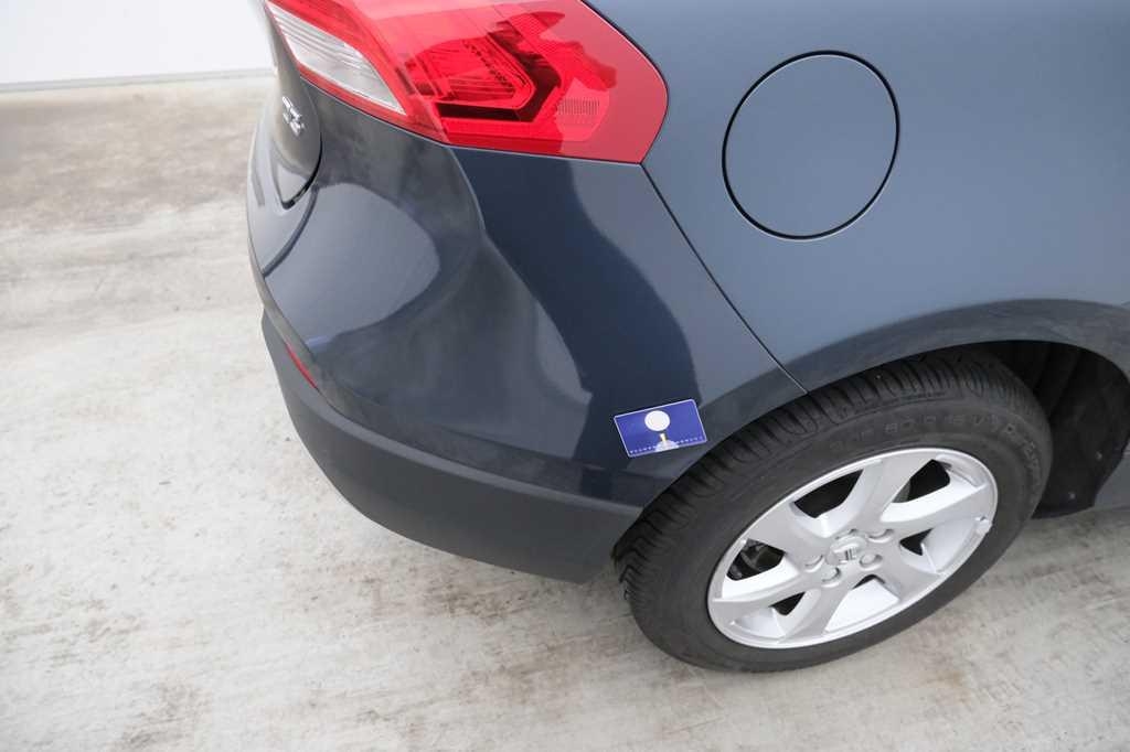 Volvo V40 Cross Country 2017 photo 17