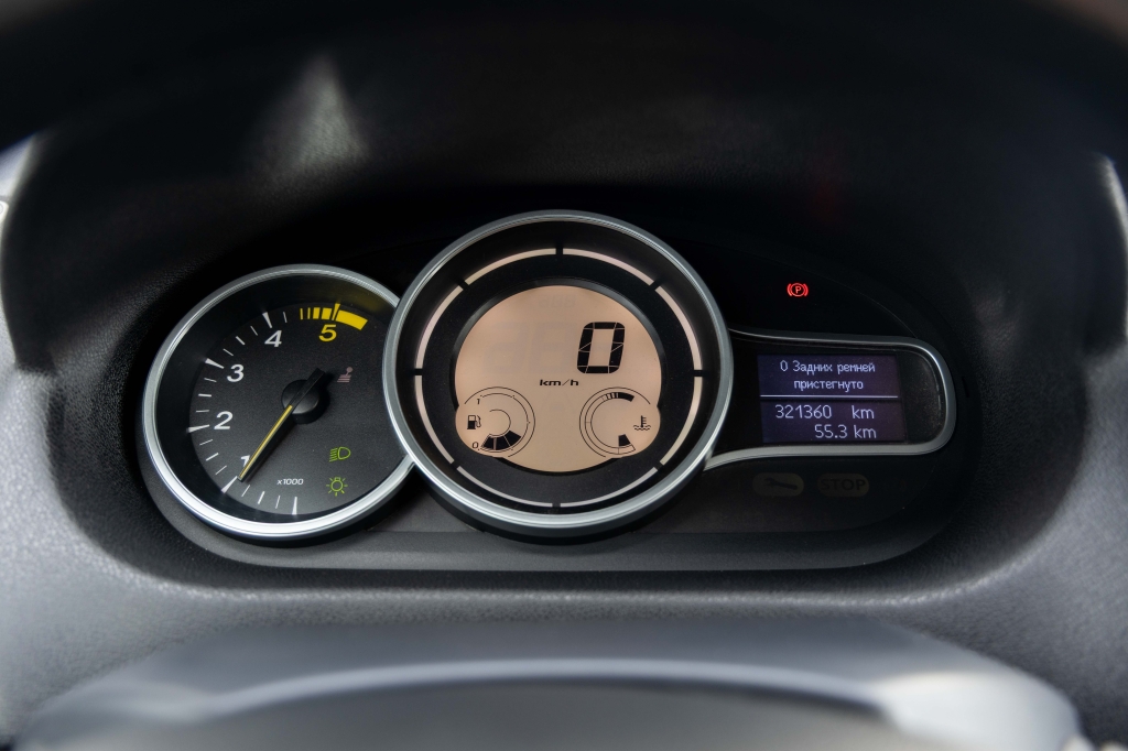 Renault Megane 2014 фото 14