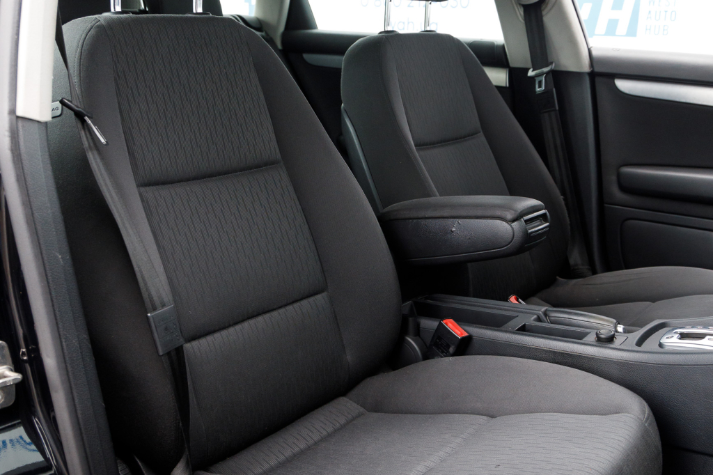 Audi A4 2005 photo 8