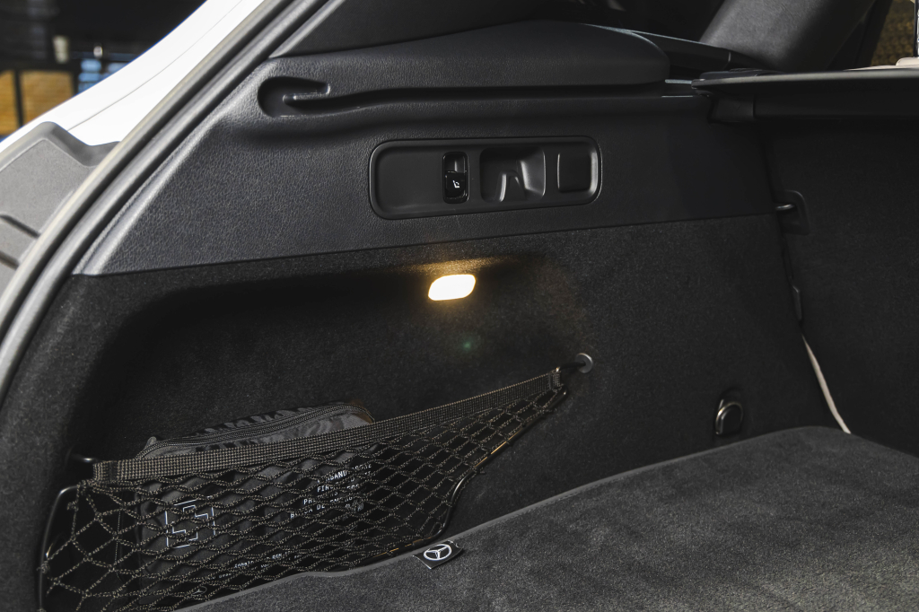 Mercedes-Benz GLC-Class 2023 photo 45