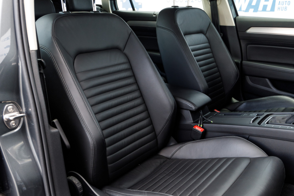 Volkswagen Passat B8 Highline 4Motion 2016 фото 9