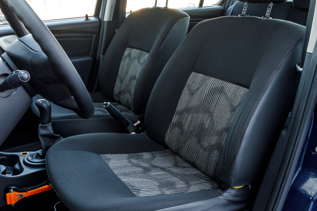 Dacia Sandero 2010 photo 8