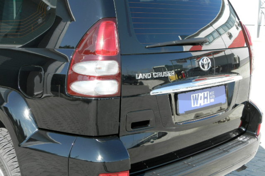 Toyota Land Cruiser Prado 120 3.0 D4D 2007 photo 23