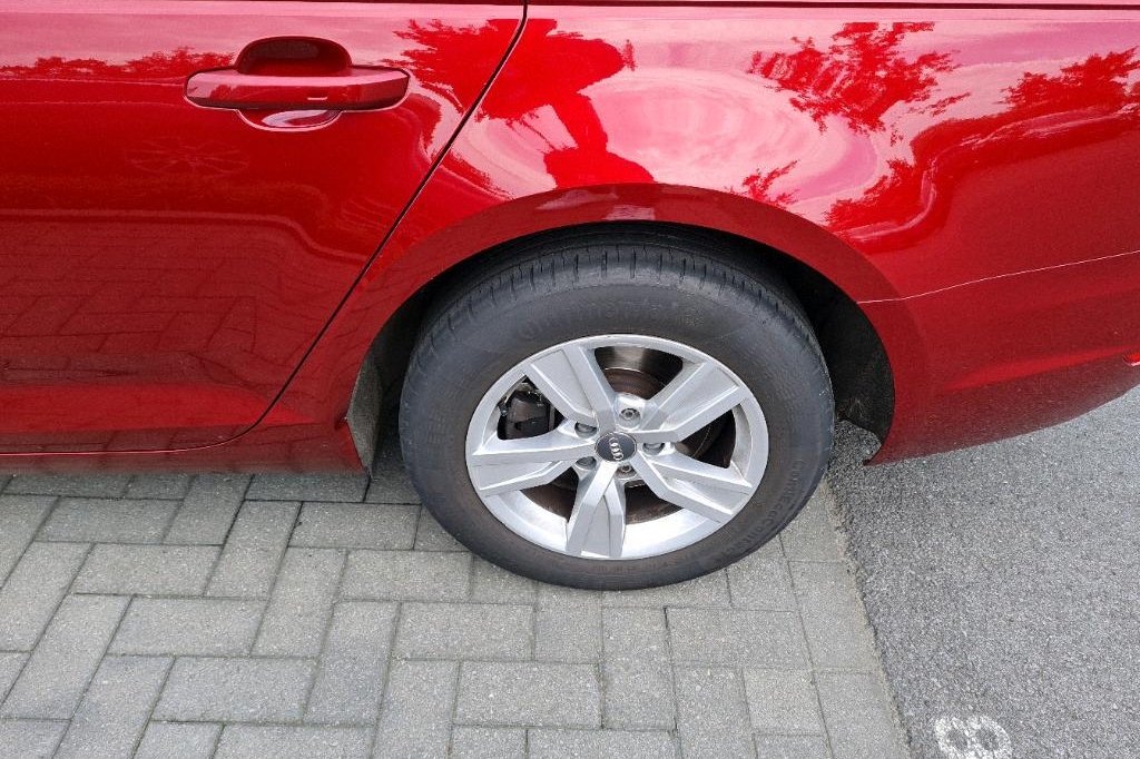 Audi A4 2017 photo 28