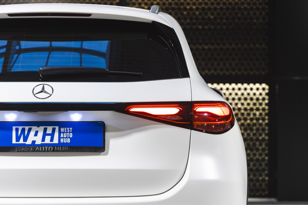 Mercedes-Benz GLC-Class 2023 photo 10