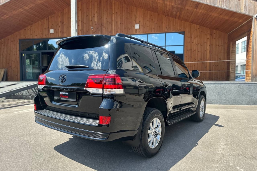 Toyota Land Cruiser 200 GUARD B6 2018 фото Toyota Land Cruiser 200 GUARD B6 2018 фото 8