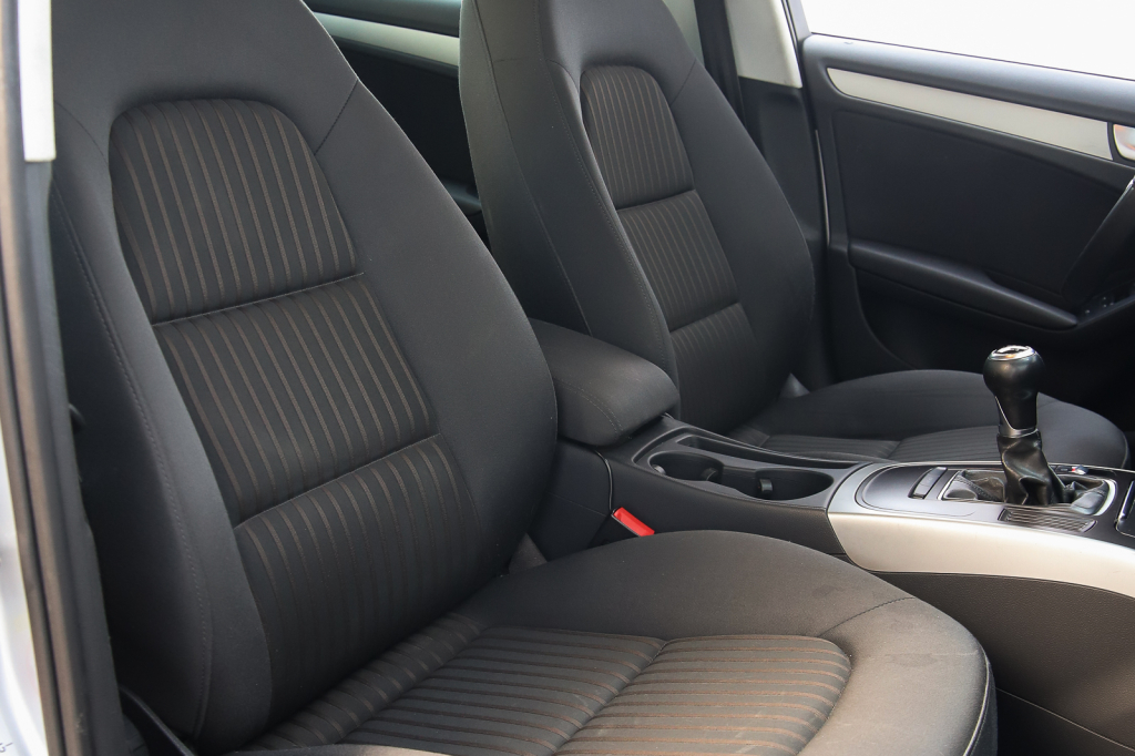 Audi A4 2008 photo 14