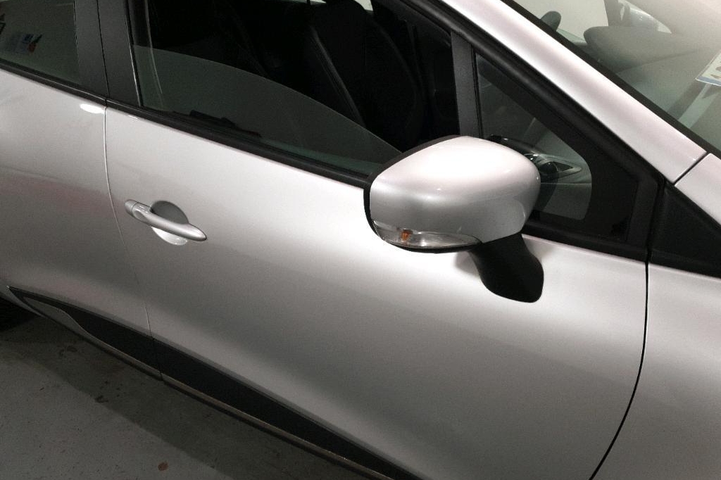 Renault Clio Grandtour 2016 photo 43