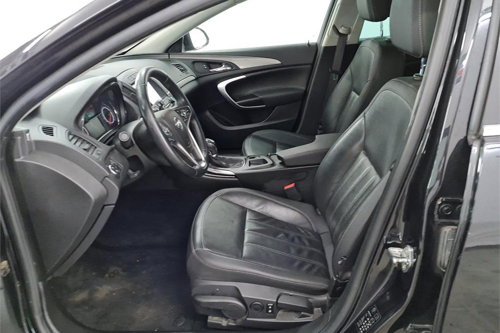 Opel Insignia Sports Tourer 2016 photo 6