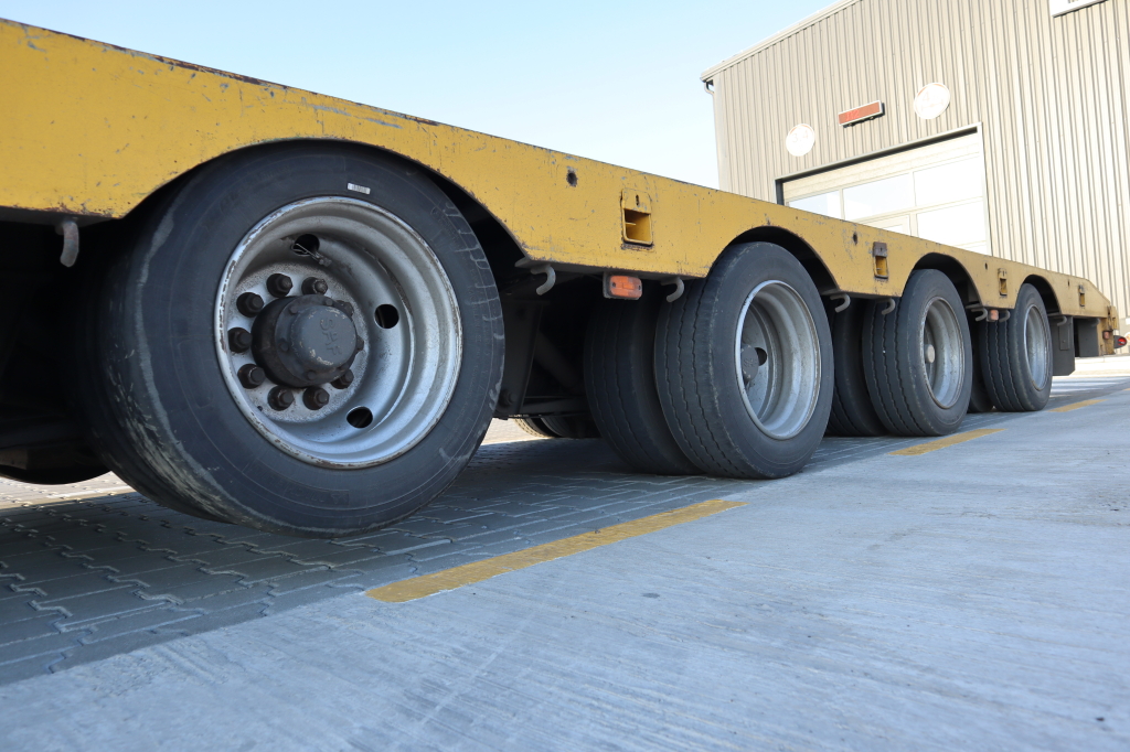 Broshuis 4AOU 1996 photo 4