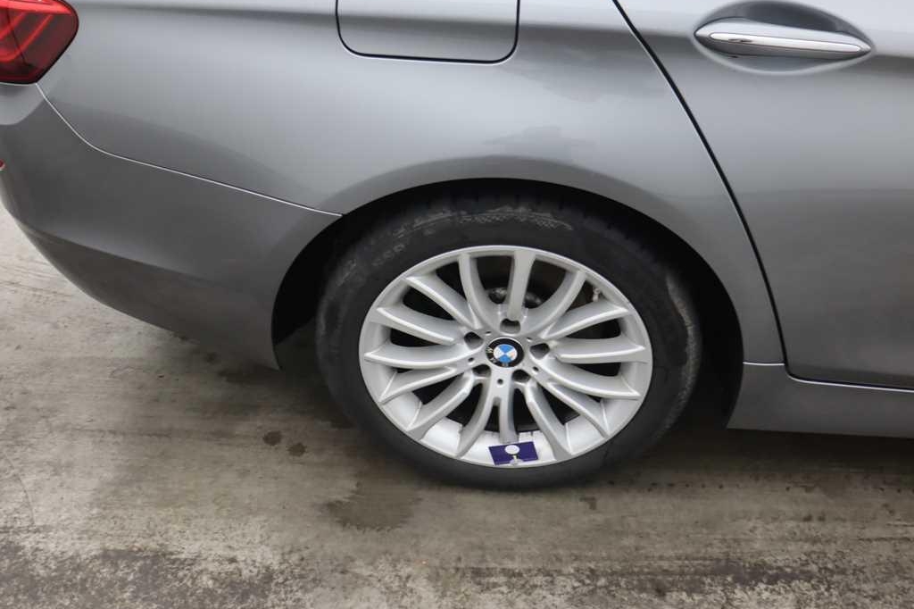 BMW 5er Touring 2016 фото 13