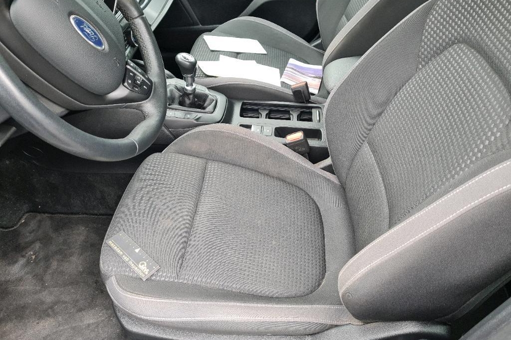 Ford Focus 2020 photo 10