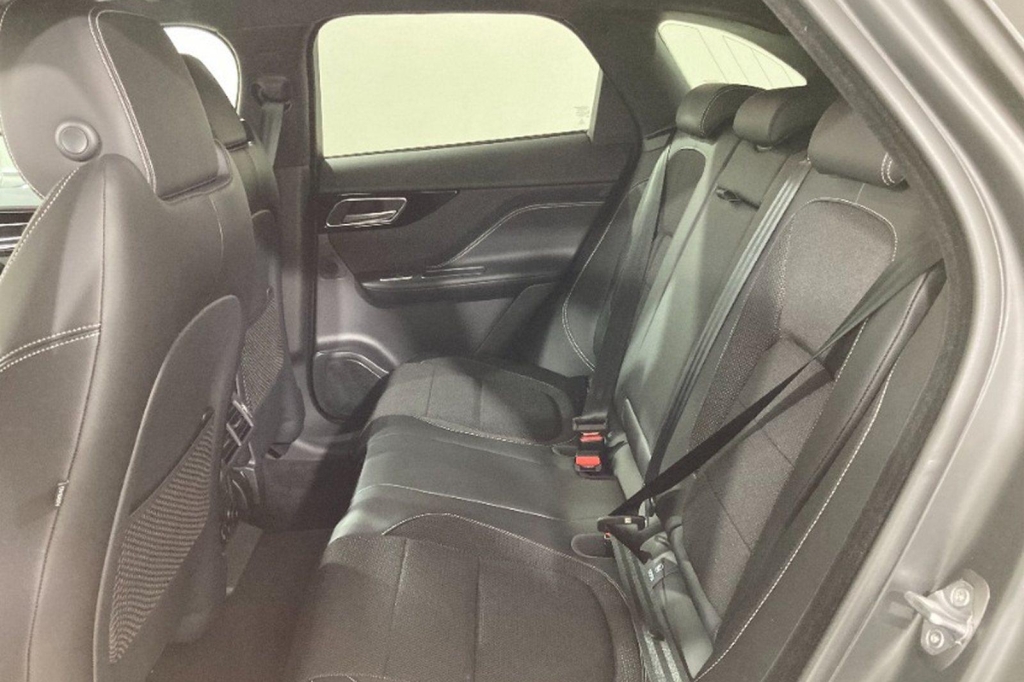 Jaguar F-Pace 2020 photo 3