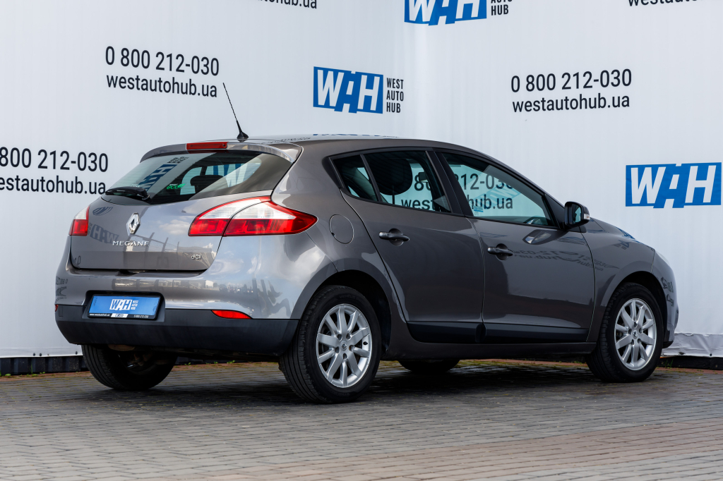 Renault Megane 2010 photo 3