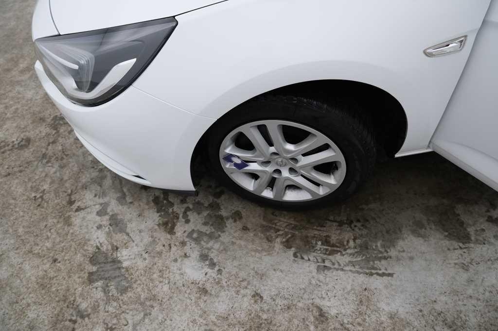 Opel Astra Sports Tourer 2016 photo 42