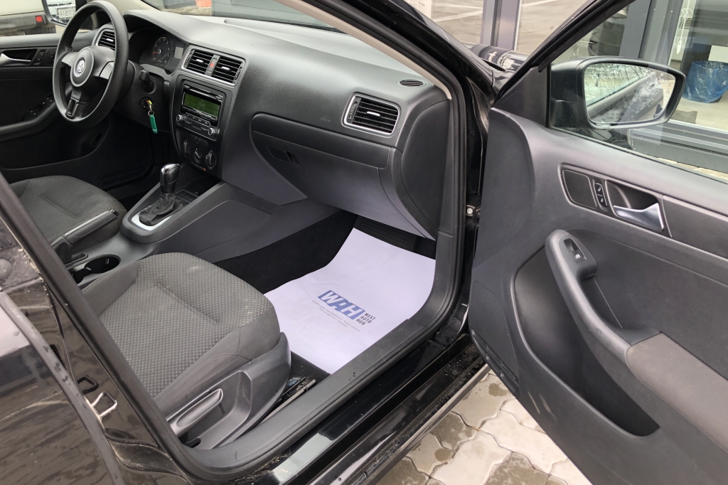 Volkswagen Jetta фото 11