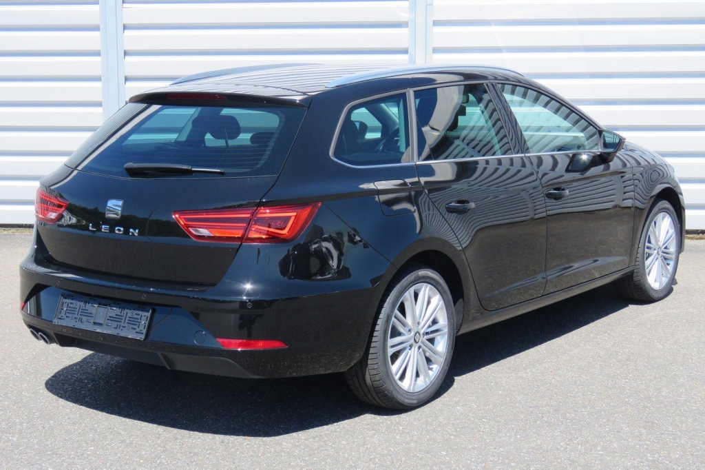 SEAT Leon ST 2020 photo 8