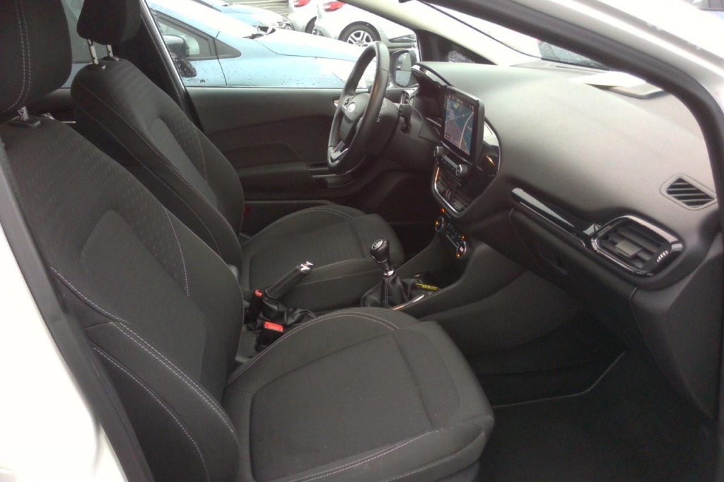 Ford Fiesta 2019 photo 6