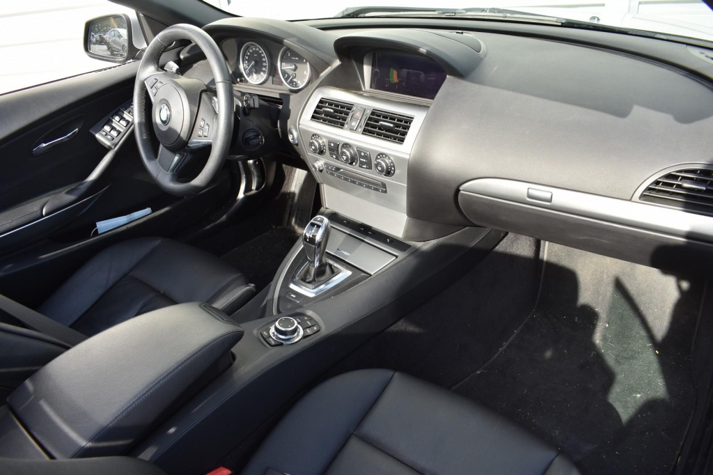 BMW 6 Series 2010 photo 2