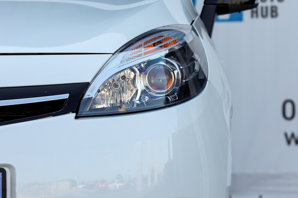 Renault Scenic 2015 фото 33