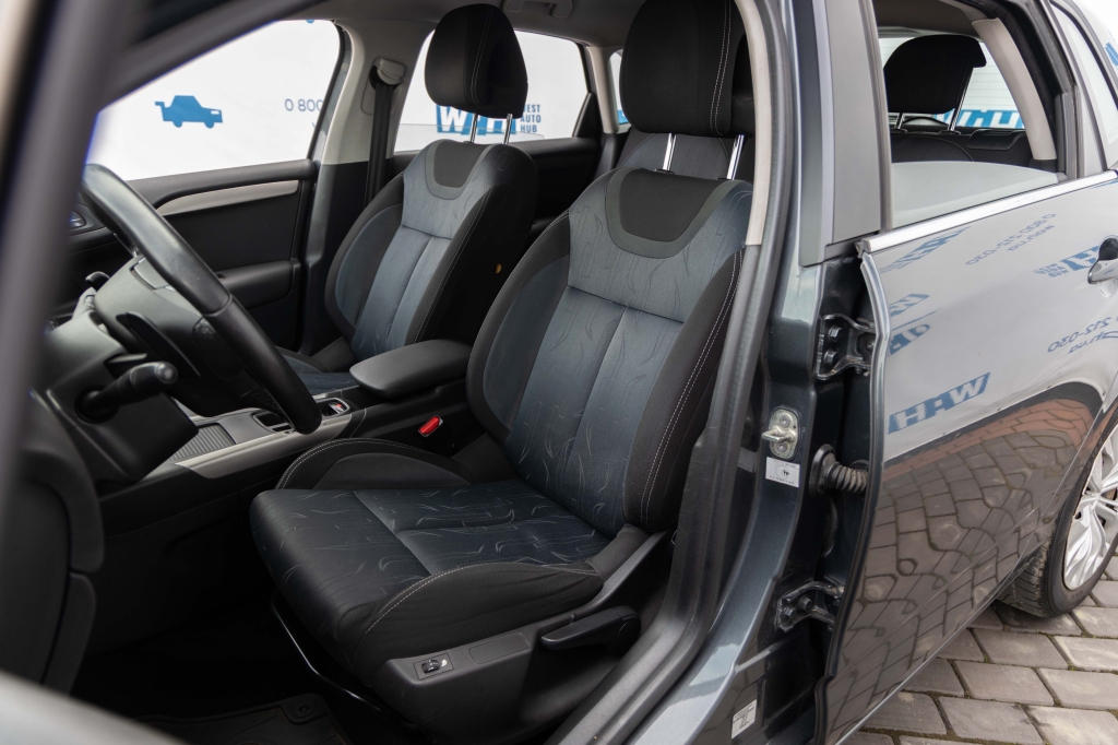 Citroen C4 2015 photo Citroen C4 2015 photo 12