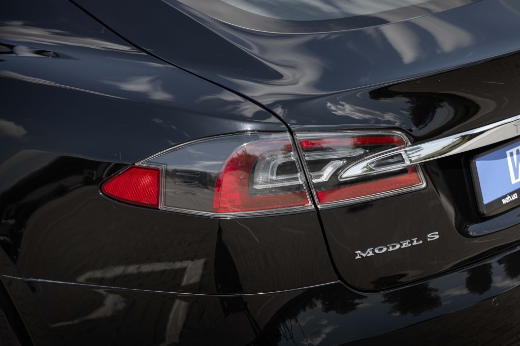 Tesla Model S 75D 2018 photo 11