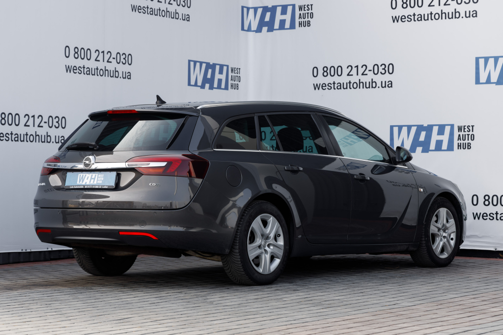 Opel Insignia фото 5