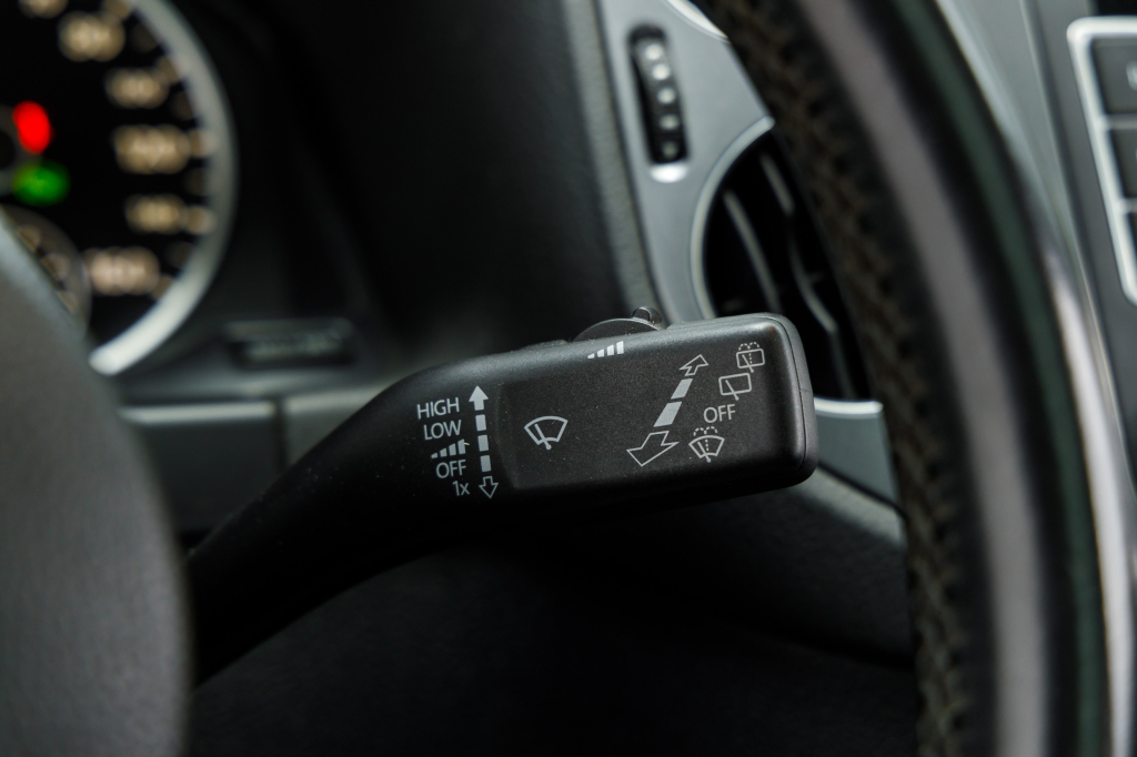 Volkswagen Tiguan S 2012 photo 24