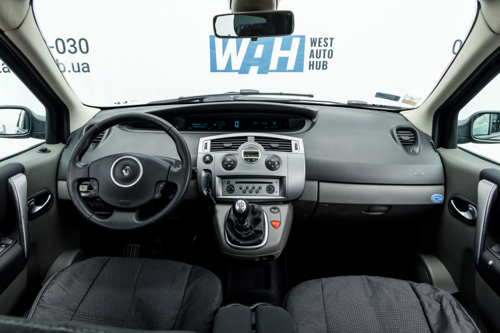 Renault Scenic 2007 фото 12