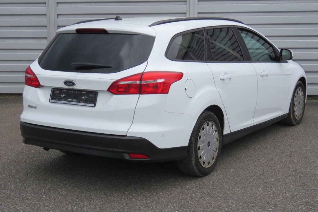 Ford Focus Tunier 2018 фото 8