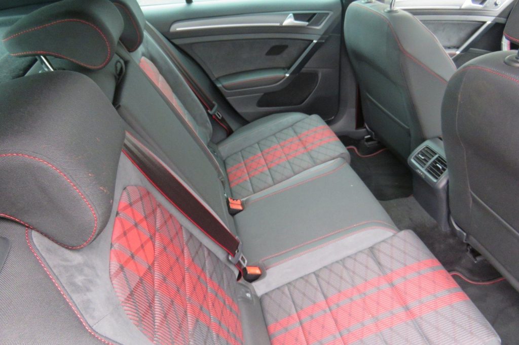 Volkswagen Golf GTI 2020 photo 5