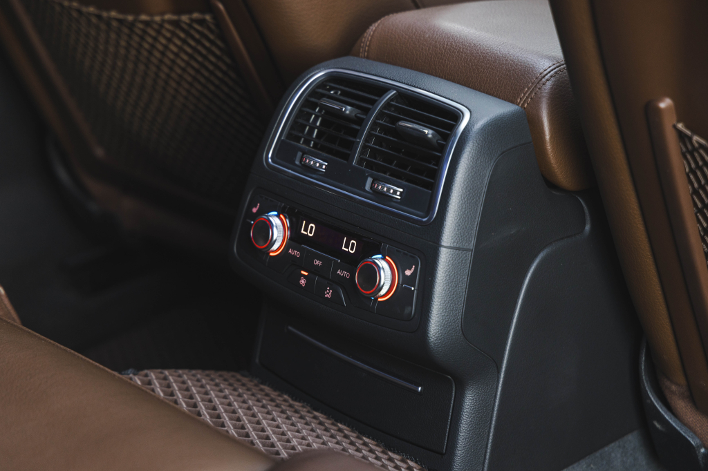 Audi A6 S-Line 2017 фото 34