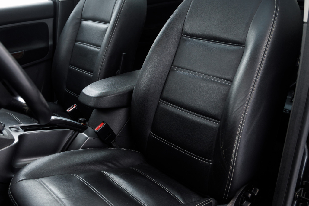 Ford C-Max Ghia фото 21