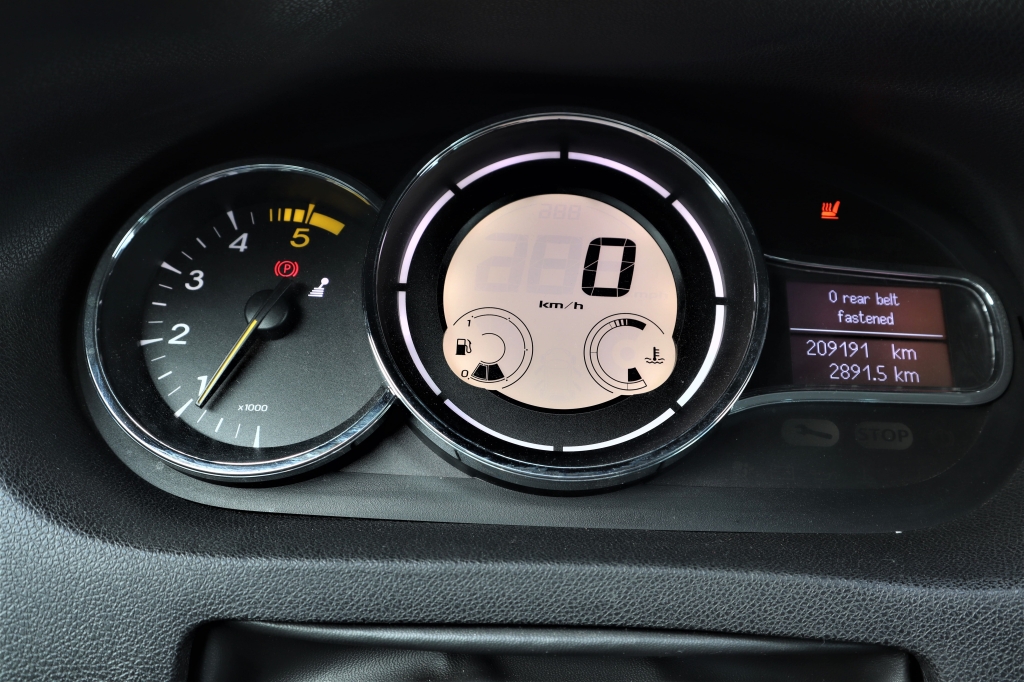 Renault Megane 2011 фото 11