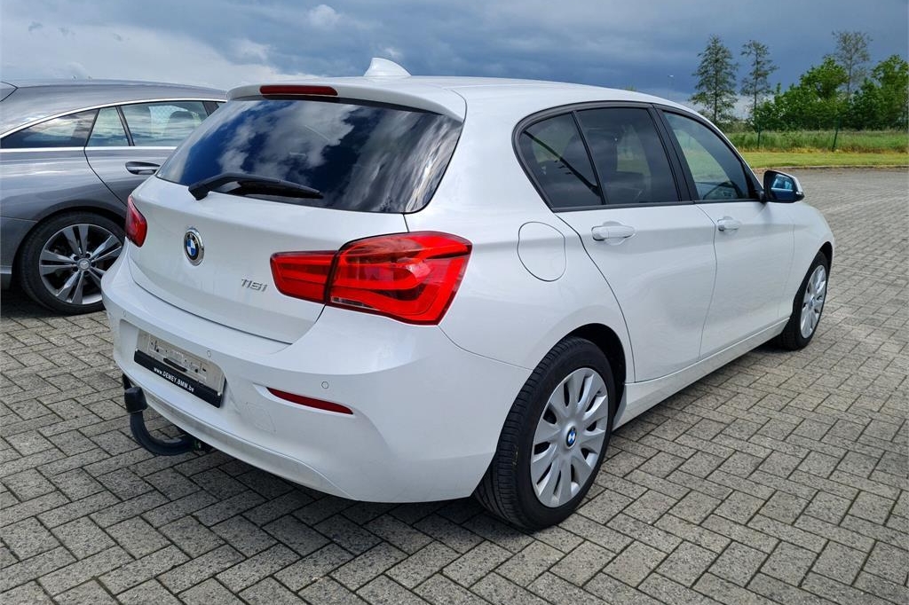 BMW 1er 2017 фото 2