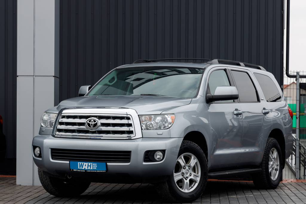 Toyota Sequoia SR5 2012 фото 10