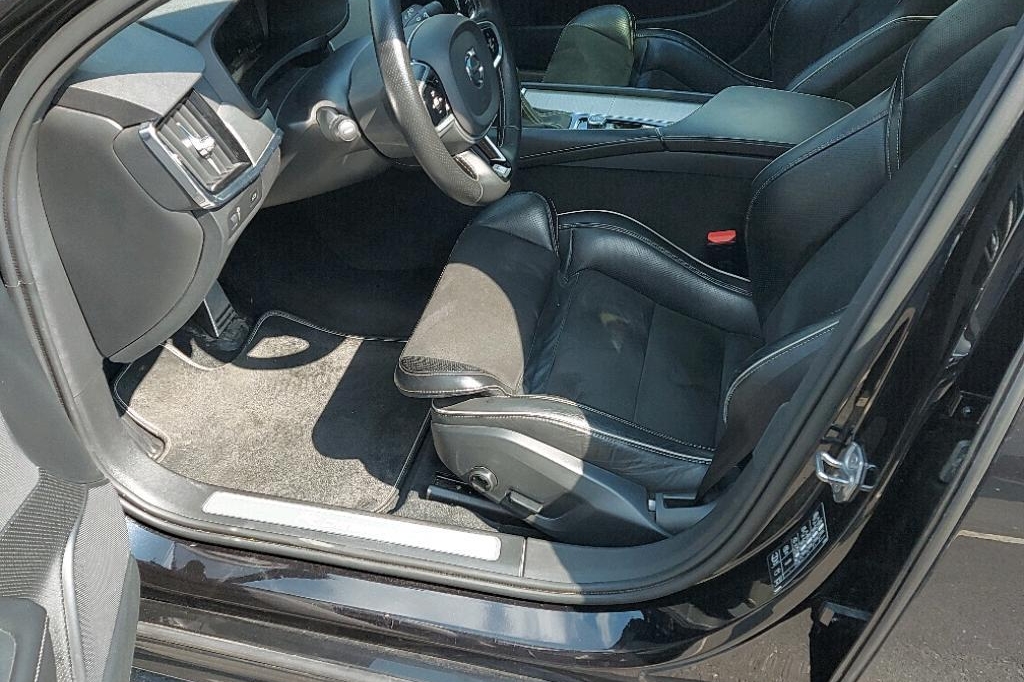 Volvo V90 2017 фото 11