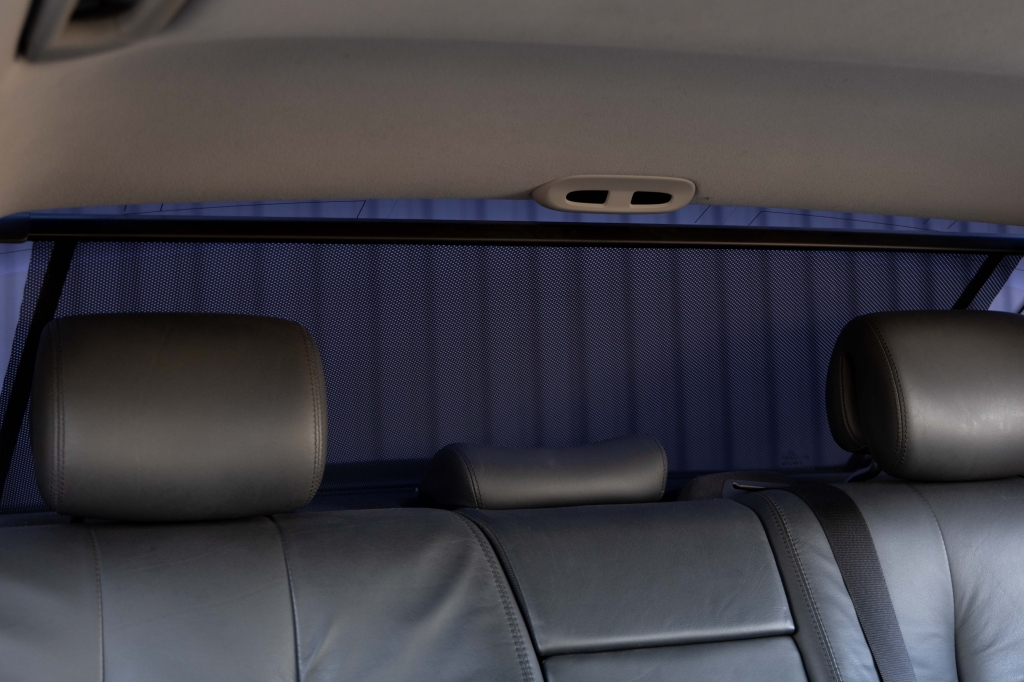 Mercedes-Benz S-Class S500L 2003 photo 31