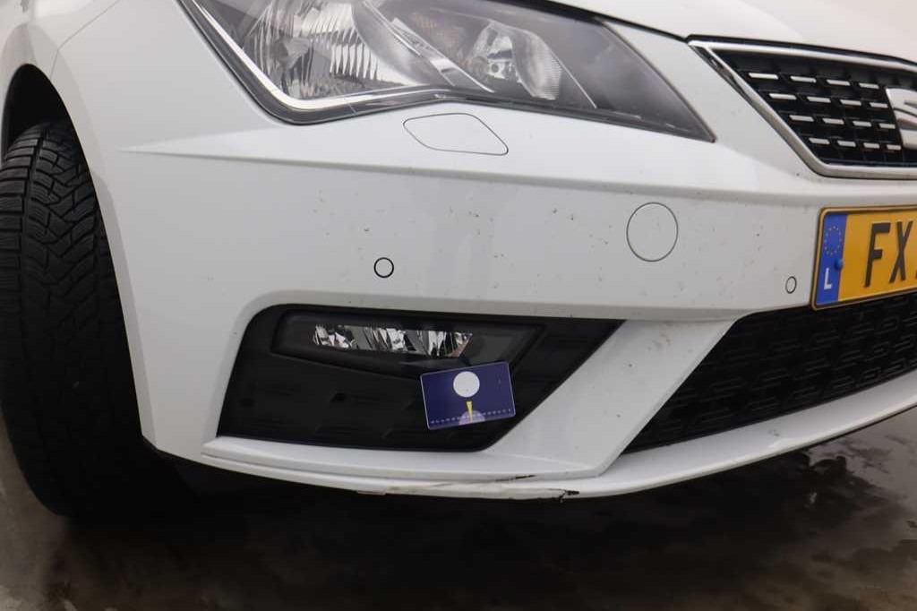 SEAT Leon 2017 фото 24