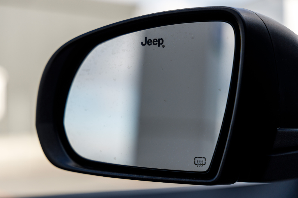 Jeep Compass 2018 фото 32